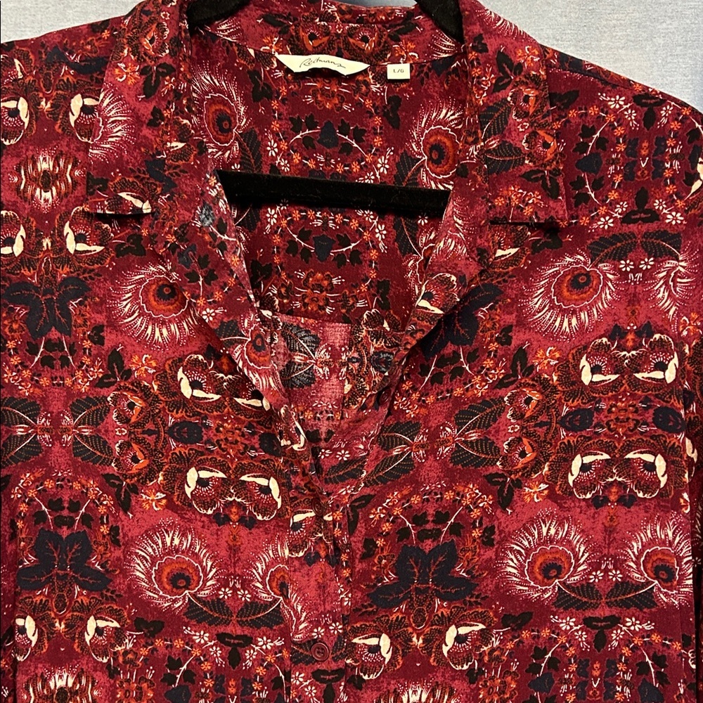 Reitmans Burgundy and Black Patterned Blouse - Picture 2 of 5